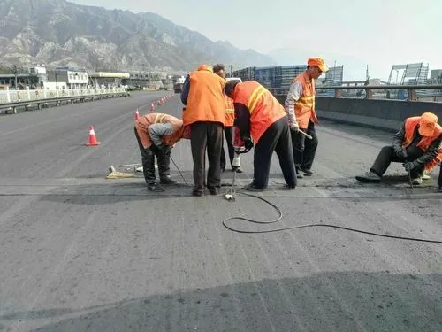 南涧道路桥梁病害治理